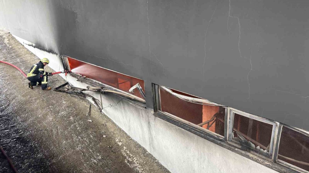 Trabzon’da AVM’deki yangın büyük ölçüde kontrol altına alındı