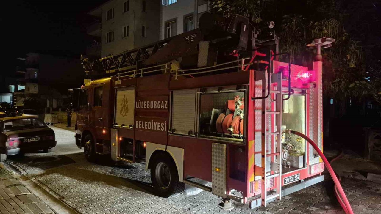 Lüleburgaz’da tek katlı evde çıkan yangın söndürüldü