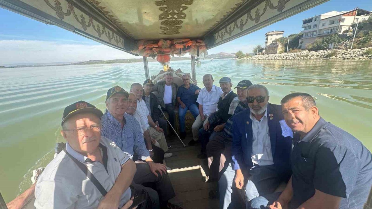 Gazi ve şehit yakınları, Gölyazı’ya hayran kaldı