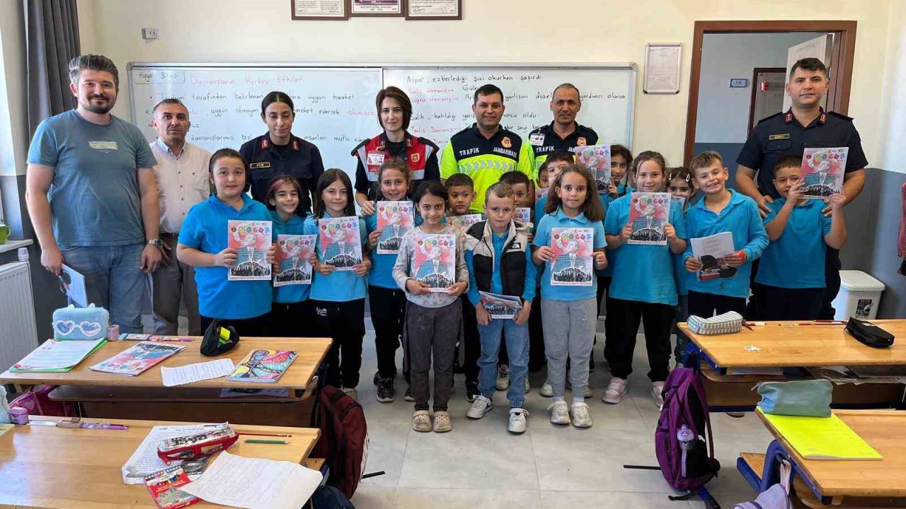 Kütahya’da jandarmadan okul ziyareti ve okul çevresi denetimleri