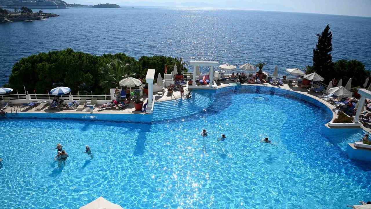 Başkan Günel "Birlikte güçlüyüz, turizmcilerimizin yanındayız"