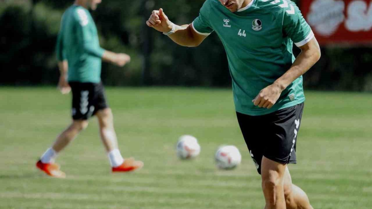 Sakaryaspor, Amedspor mesaisinde