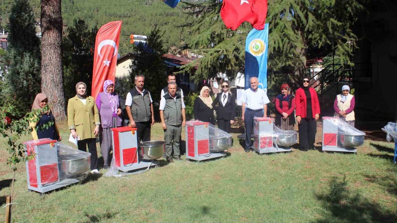 Feke’de köy üreticilerine üretimde hibe desteği verildi