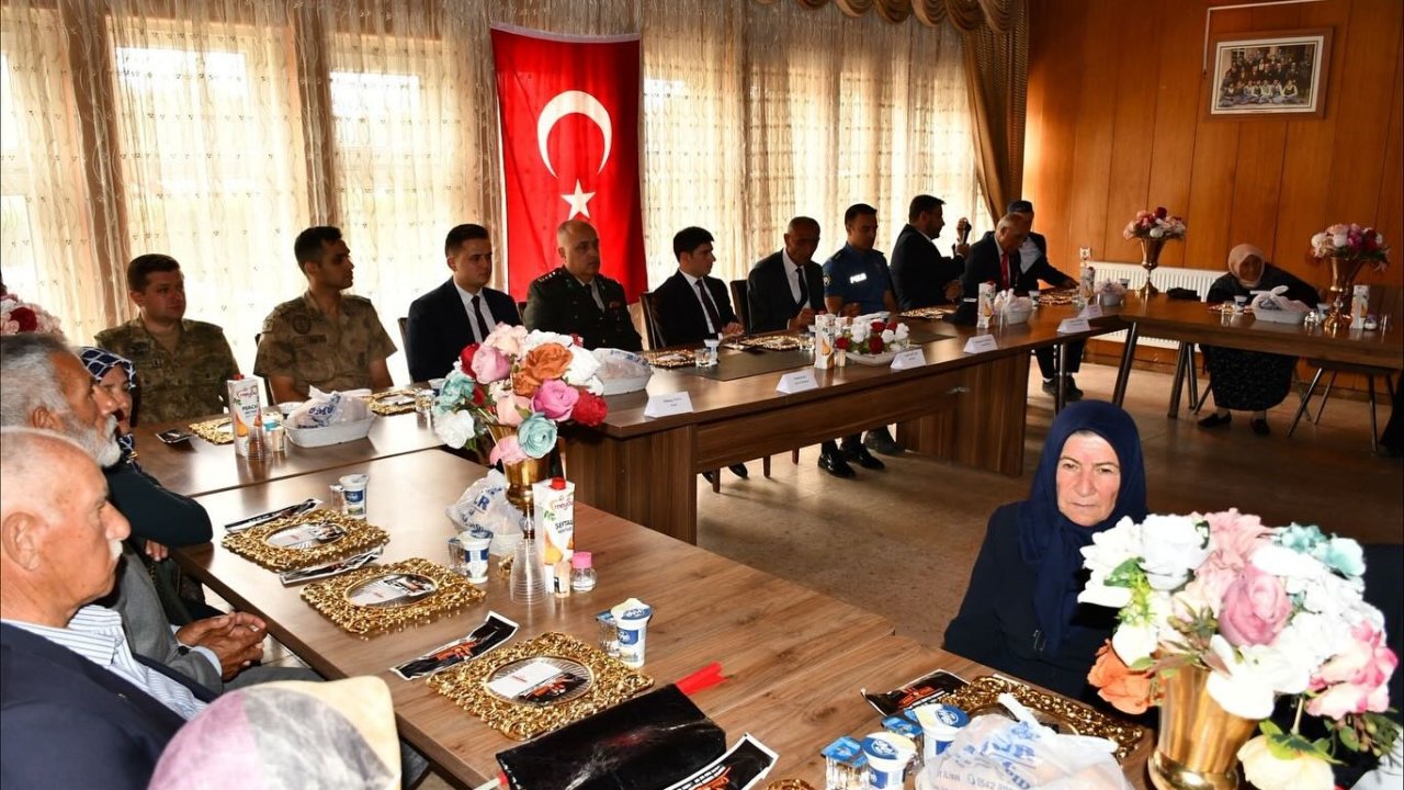 Kaymakam Gülnar, gazileri unutmadı