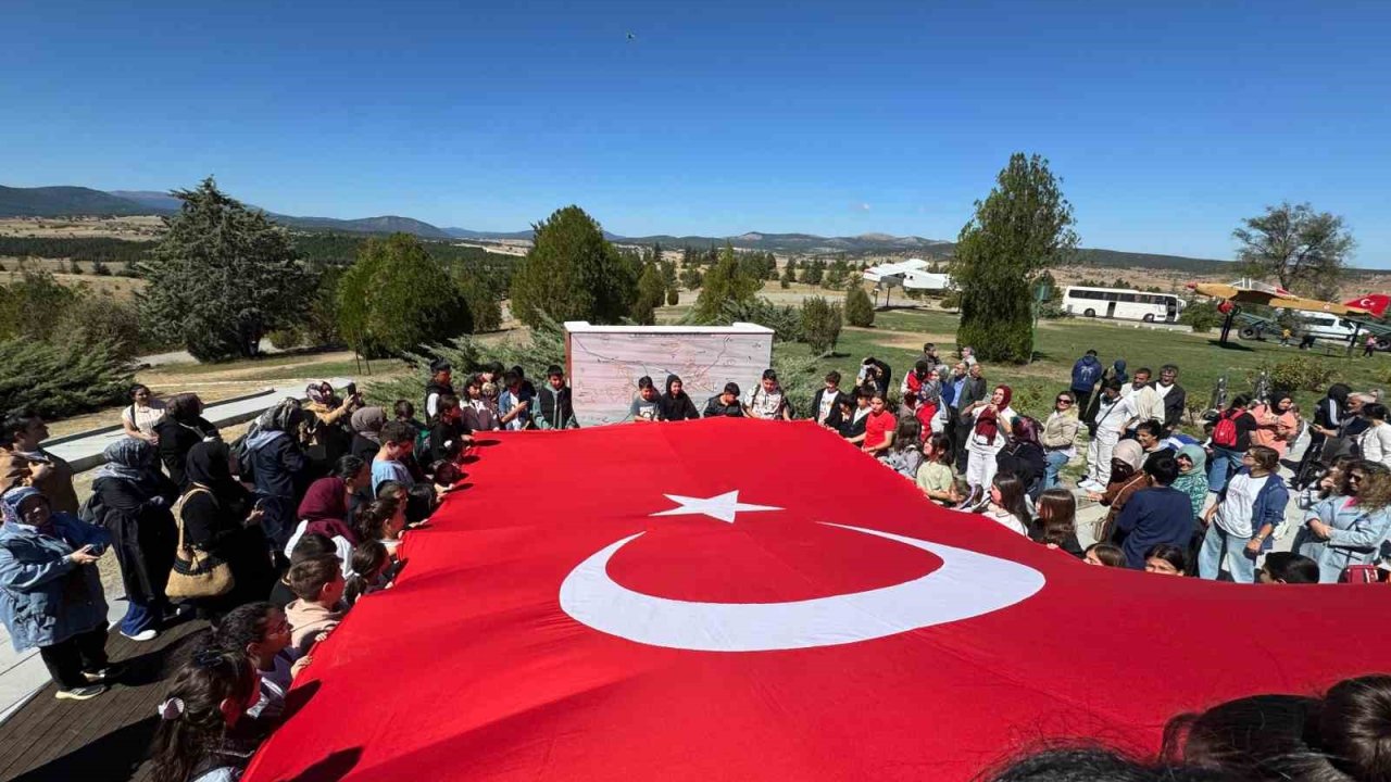 Dumlupınar’da geleneksel piknik şöleni