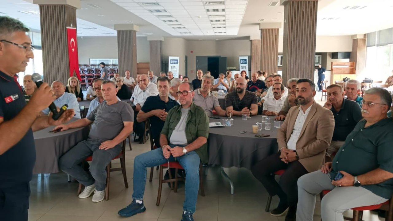 Muhtarla "üç boyutlu" eğitim