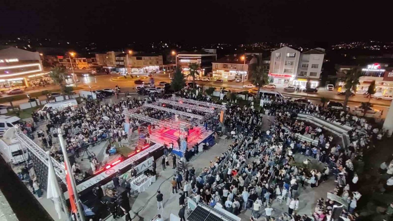 Erenler’de ‘Boks gecesi’ sporseverleri bir araya topladı