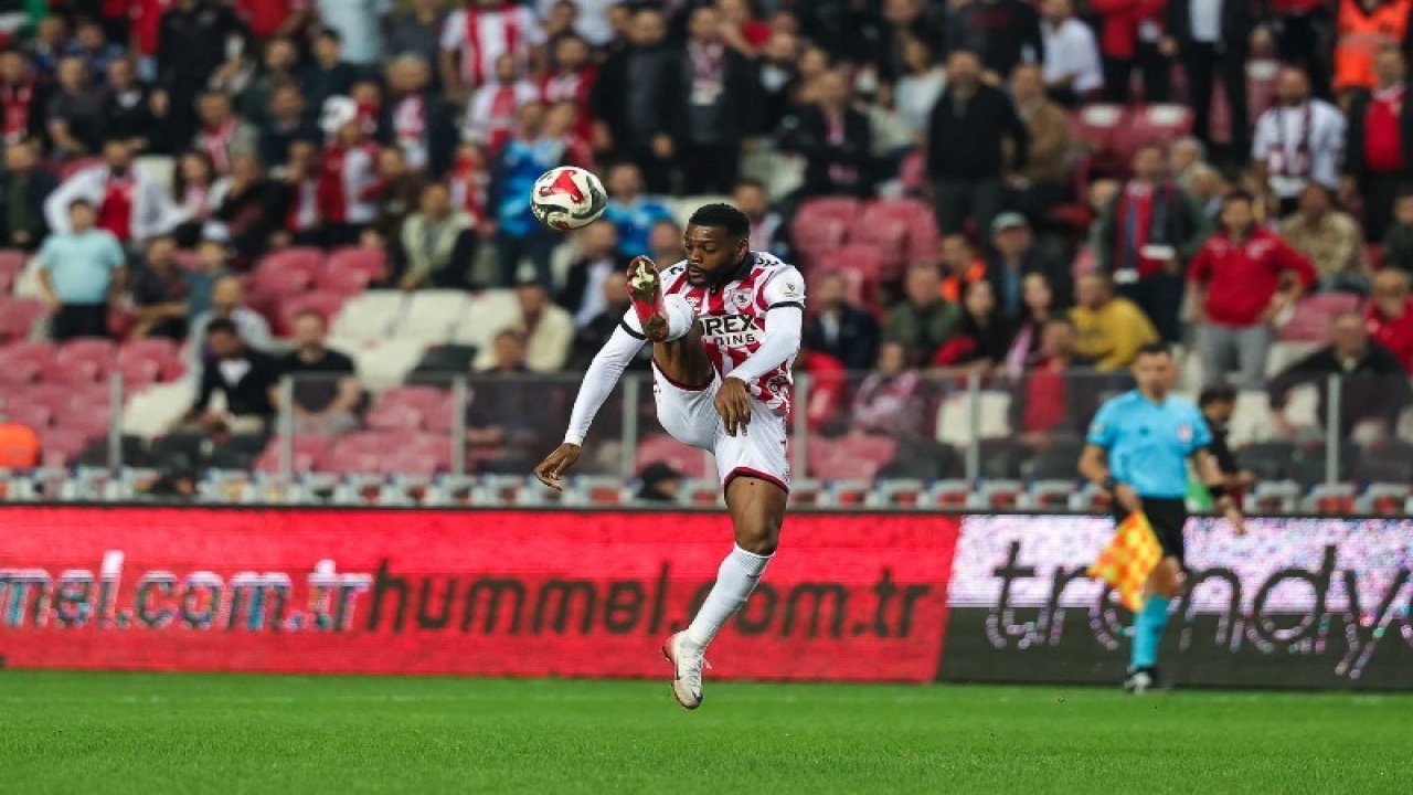 Trendyol Süper Lig: Samsunspor: 0 - Fatih Karagümrük: 1 (İlk yarı)