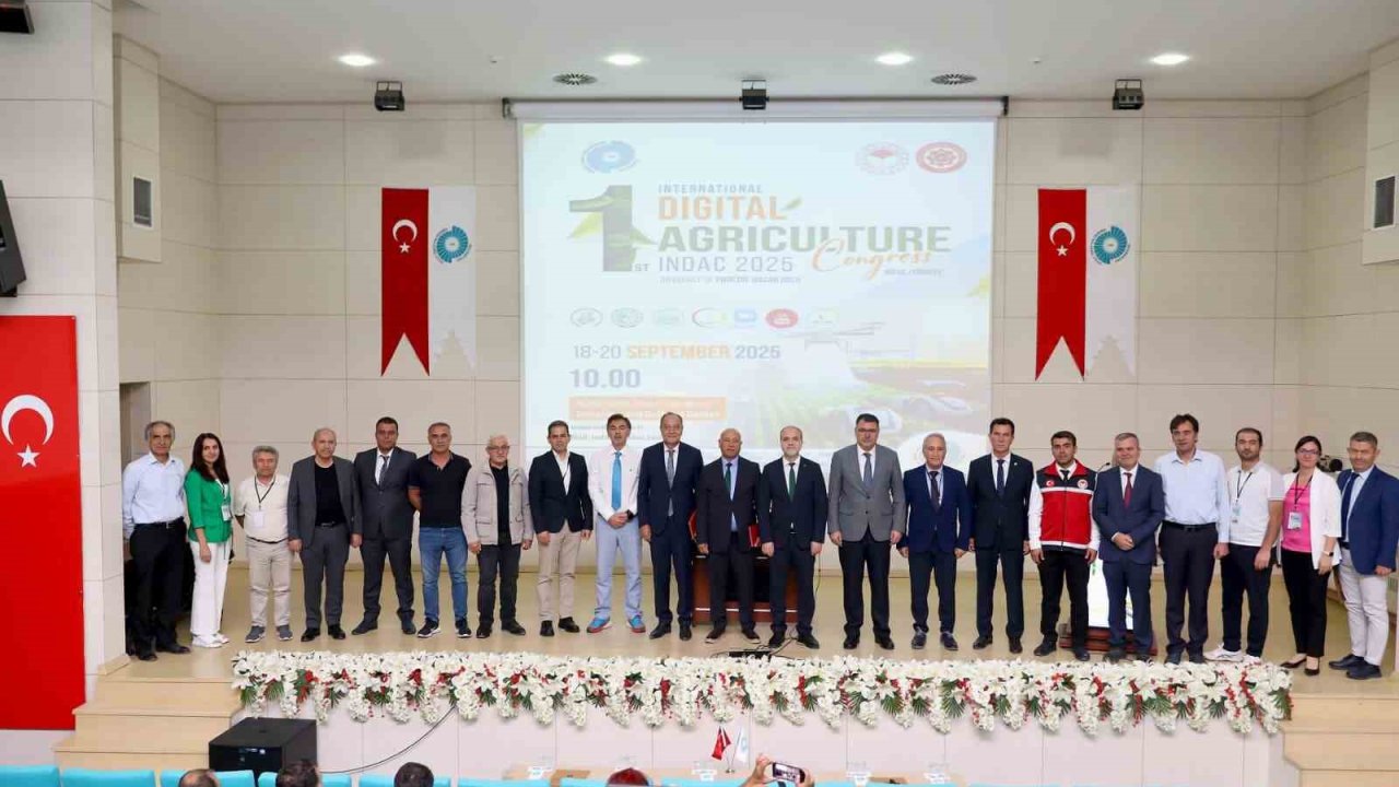 Dijital tarımın geleceği Niğde’de masaya yatırıldı