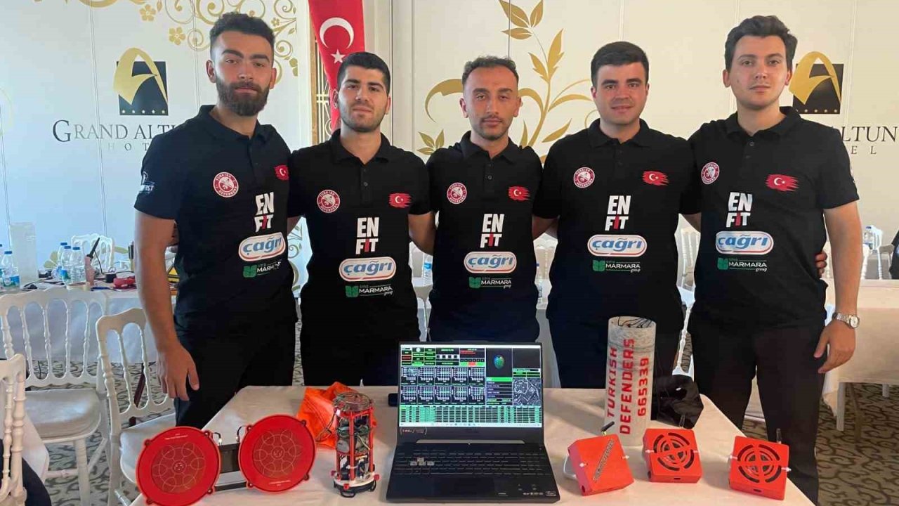 SAÜ takımı uydu yarışmasında 3’üncü oldu