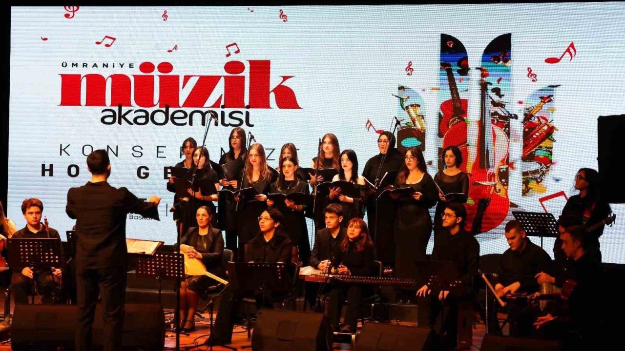 Ümraniye Belediyesi Müzik Akademisi’nden yüzde yüz başarı