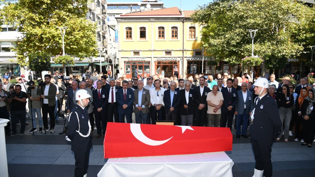 Hasan Melek son yolculuğuna uğurlandı