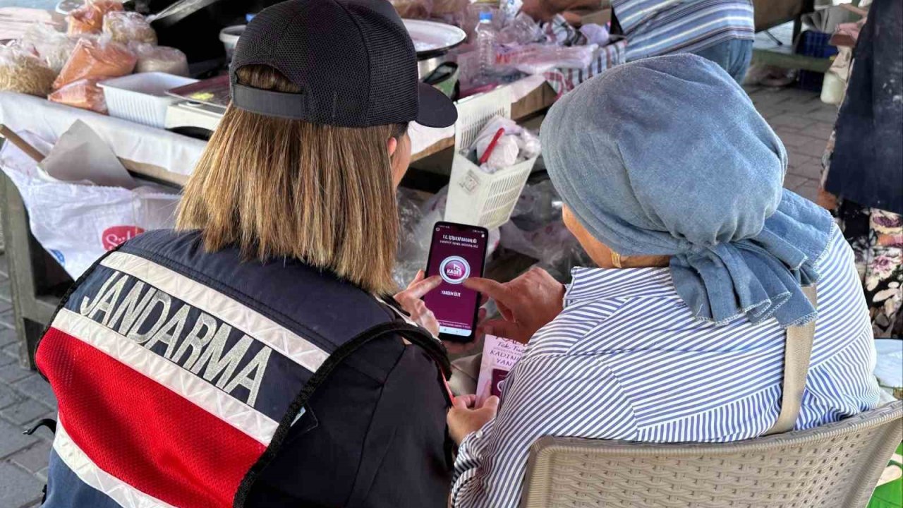 Germencik’te ‘kadına şiddete sıfır tolerans’ standı