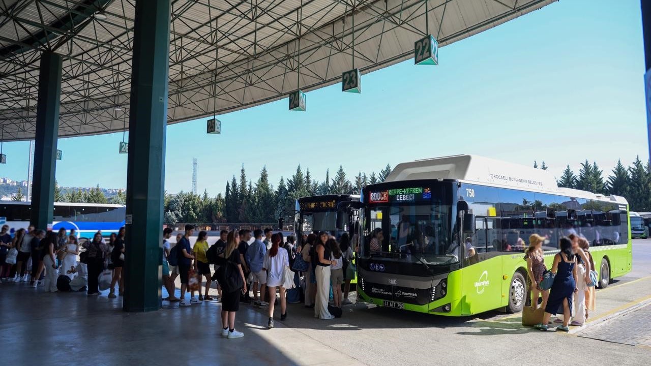 Vatandaşlar mavi bayraklı plajlara "800CK" ile akın etti