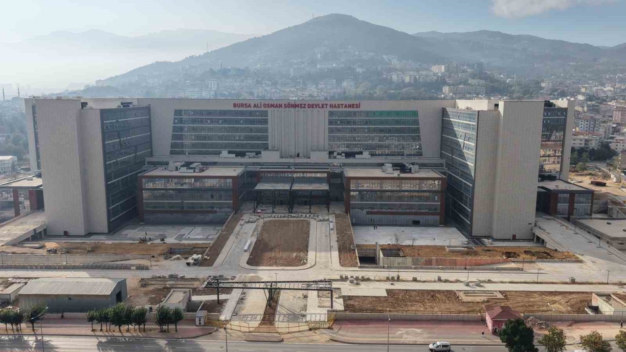 Bursa’nın en büyük acil servisli hastanesi açılmak için gün sayıyor