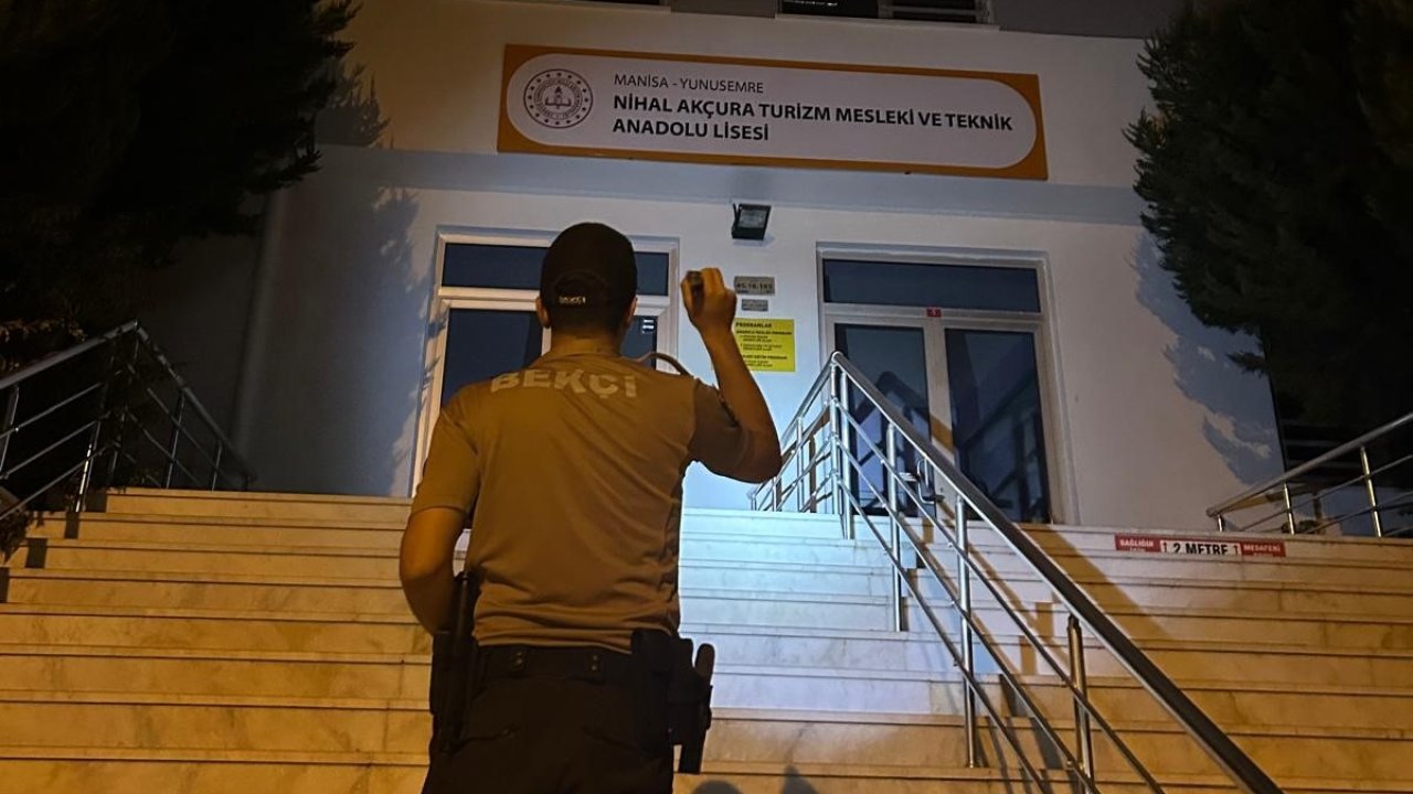 Manisa’da okul çevreleri gece boyunca denetlendi