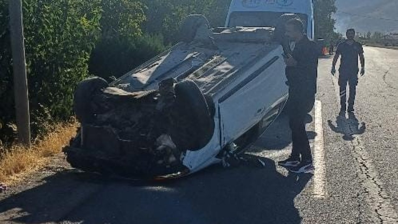 Elazığ’da otomobil takla attı: 3 yaralı