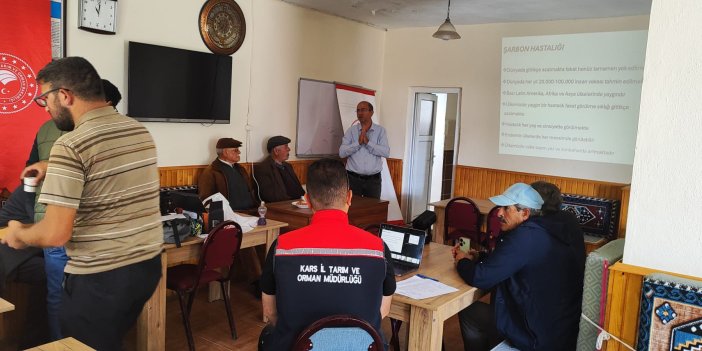 Kars’ta Çiftçilere Şarbon Eğitimi Verildi