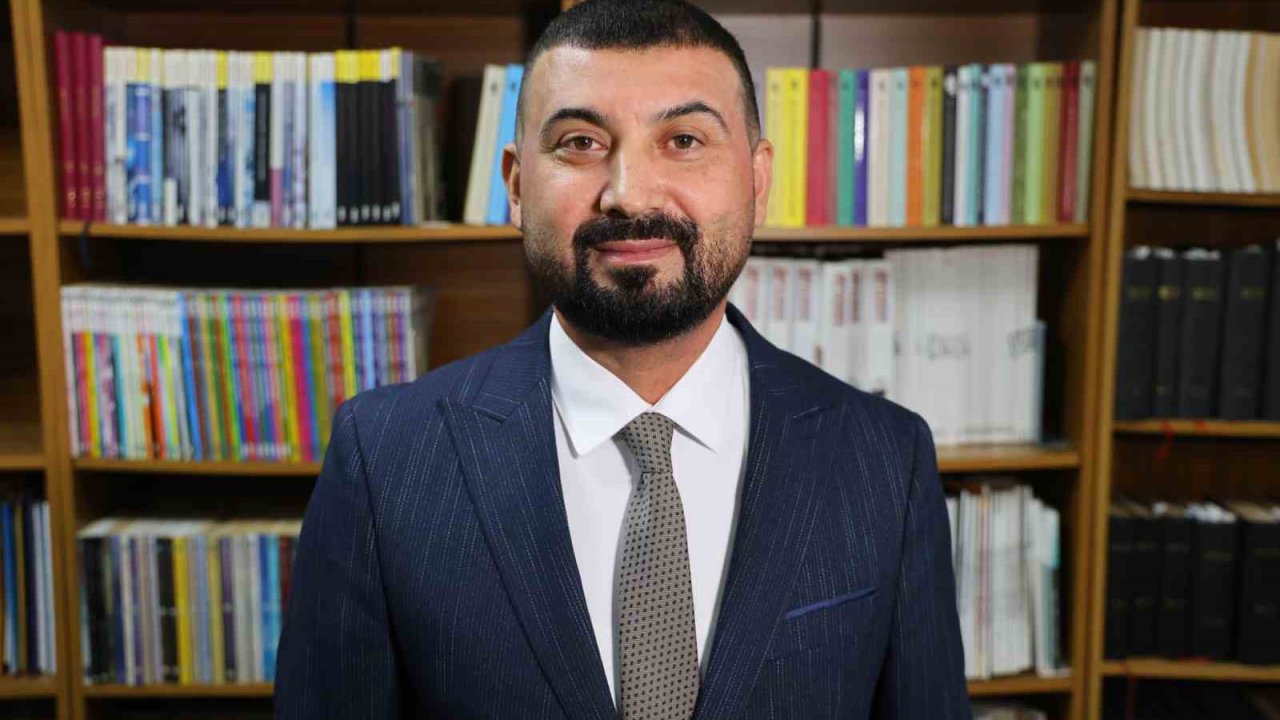 Doç. Dr. Berat Akıncı: "İsrail’in zalimliği küresel vicdanı dile getirdi"