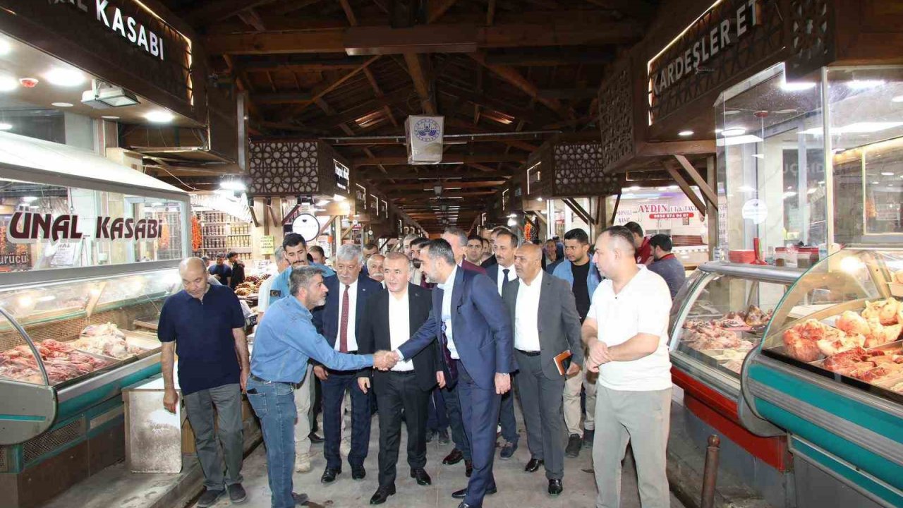 Vali Hatipoğlu ve Başkan Şerifoğulları, esnaflarla bir araya geldi