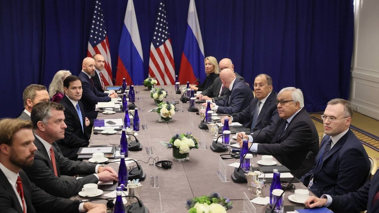 ABD Dışişleri Bakanı Rubio ile Rusya Dışişleri Bakanı Lavrov bir araya geldi