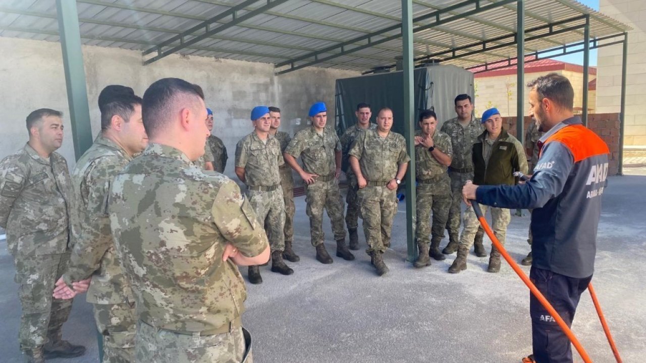 Komandolara verilen ‘Enkazda Arama ve Kurtarma Eğitimi’ tamamlandı