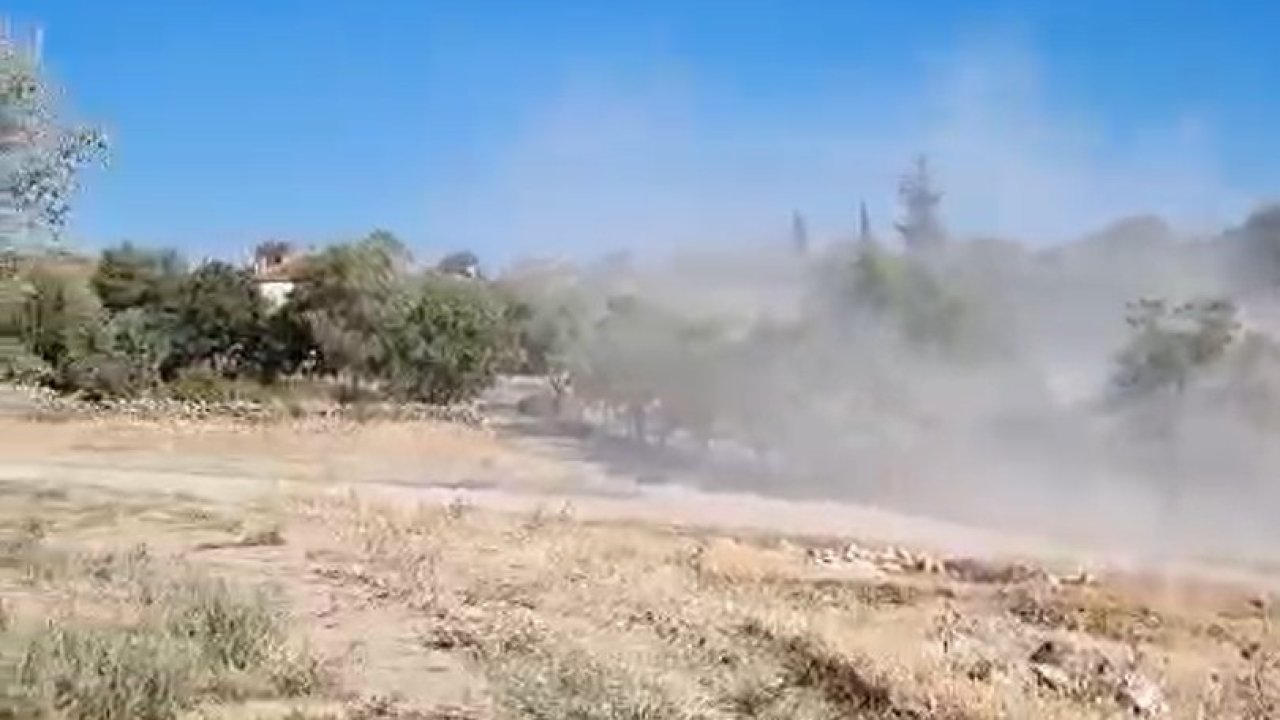 Hafriyat kamyonları yüzünden toz soluyorlar