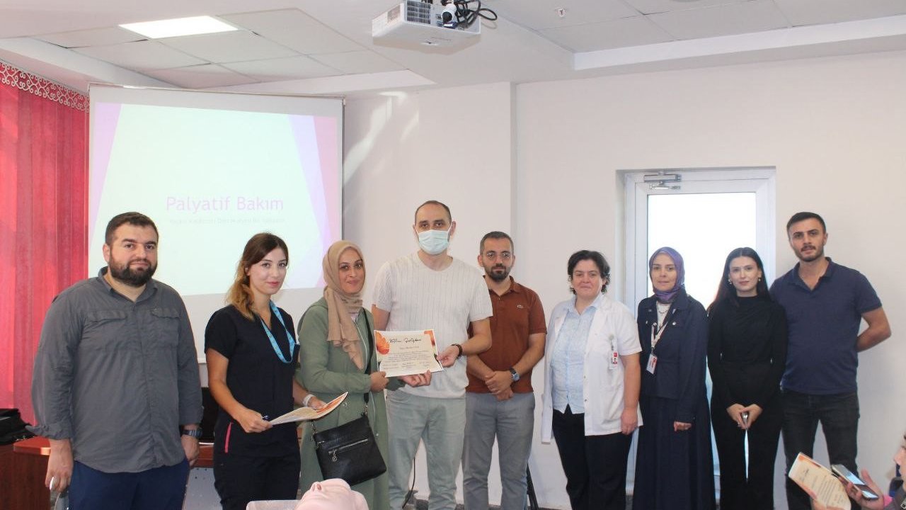 Karasu’da hasta yakınlarına "palyatif bakım" süreci anlatıldı