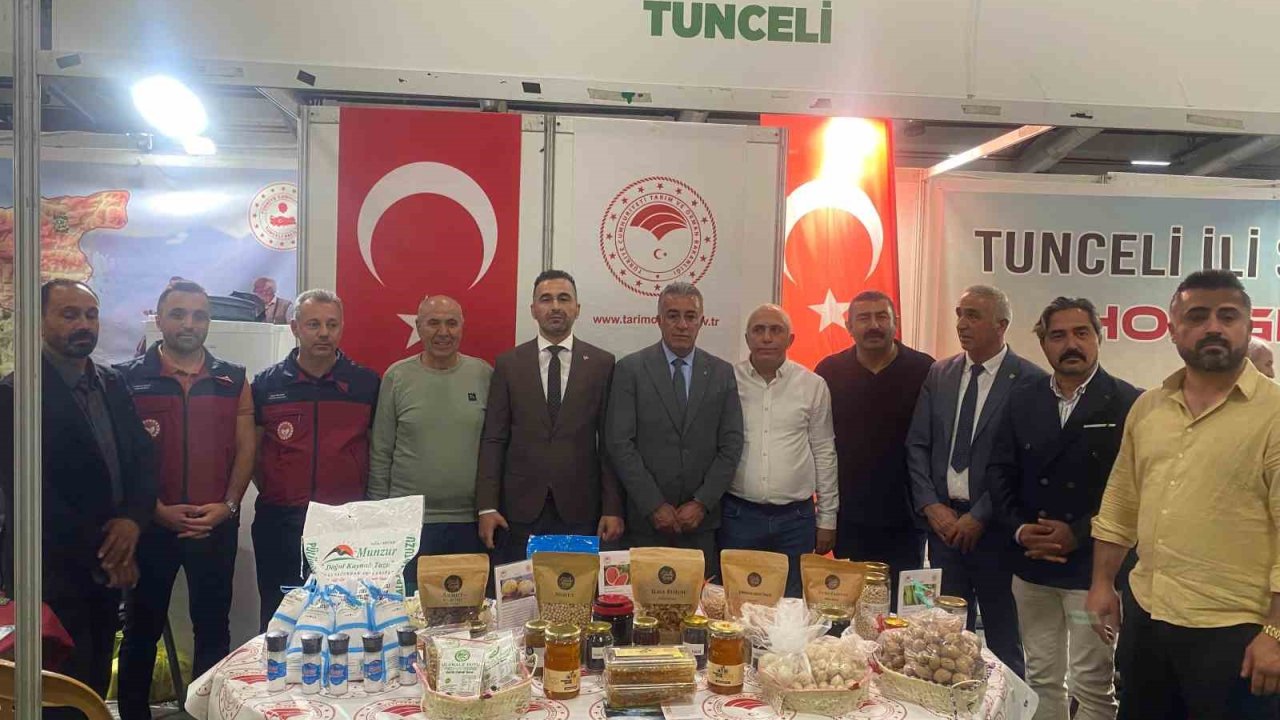 Tunceli’nin yöresel ürünleri Elazığ’da tanıtıldı