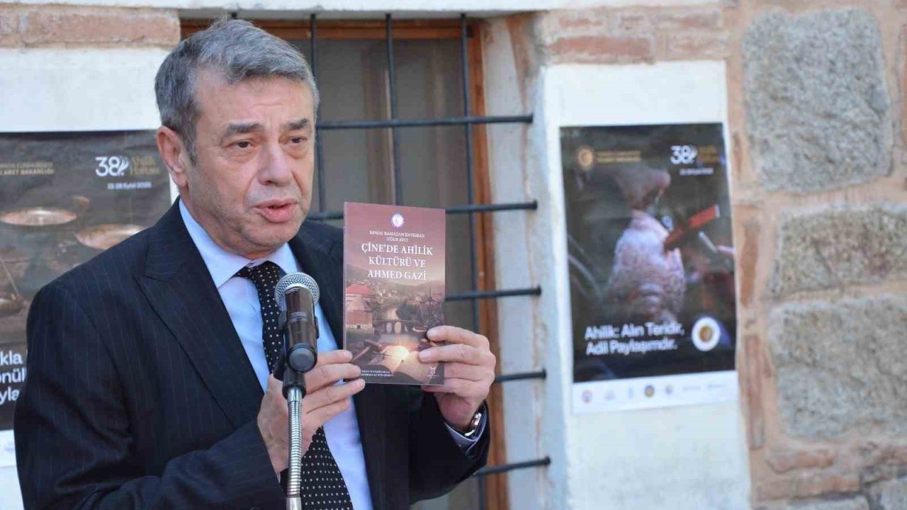 Başkan Künkcü, ahilik kültürünü kitapla geleceğe taşıdı
