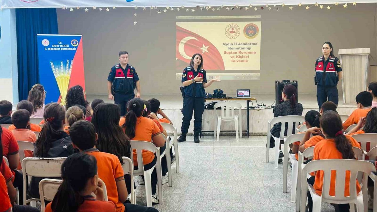 Ortaokul öğrencilerine bir ders de jandarmadan