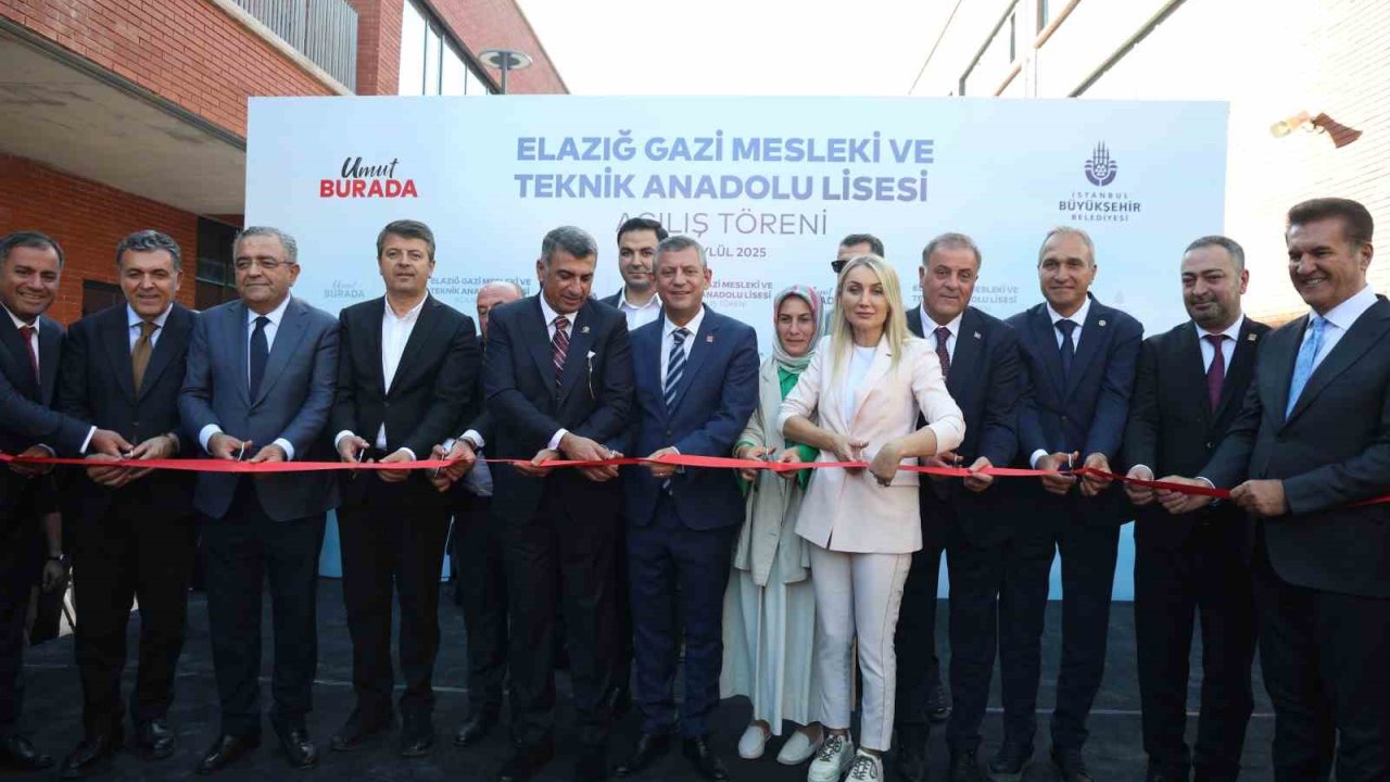 CHP Genel Başkanı Özel, Elazığ’da okul açılışına katıldı