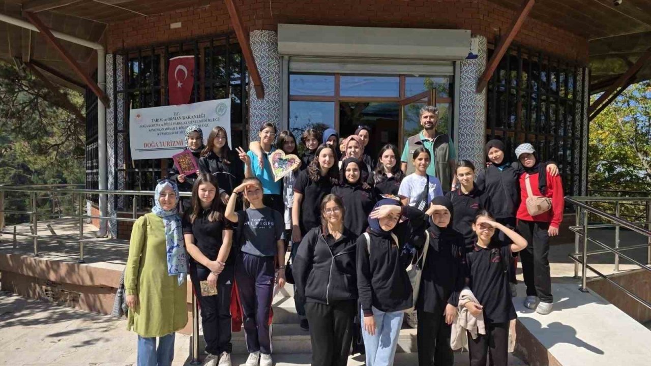 Kütahya’da ortaokulu öğrencilerinden ’Yeşil Vatan’ duyarlılığı