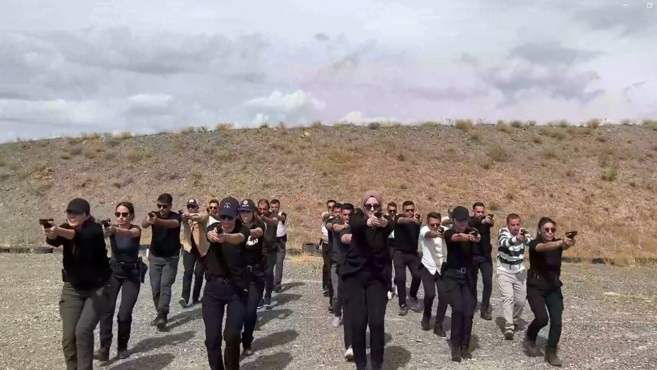 Erzincan Emniyeti’nden personeline hızlı ve etkin müdahale eğitimi gerçekleştirildi