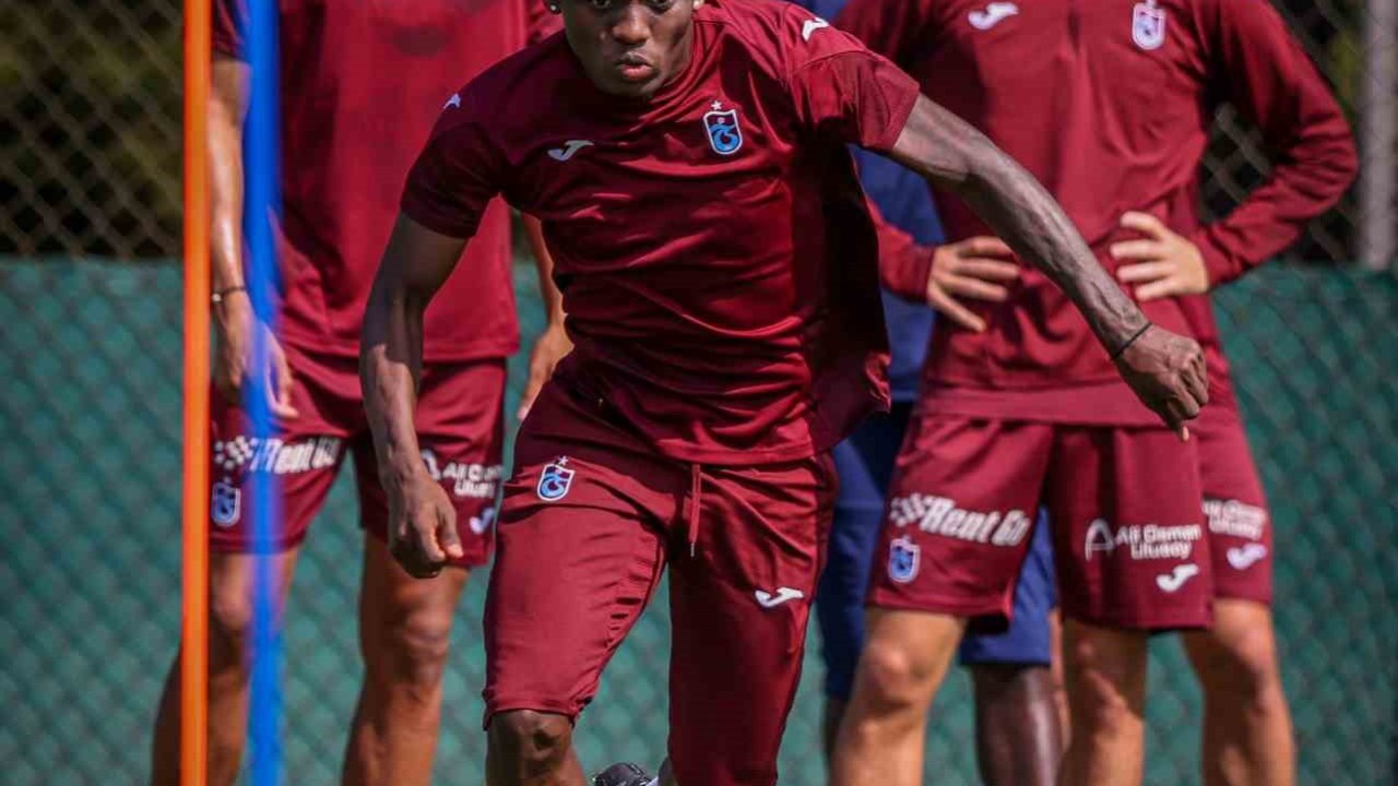 Trabzonspor, Fatih Karagümrük maçı için İstanbul’a hareket etti