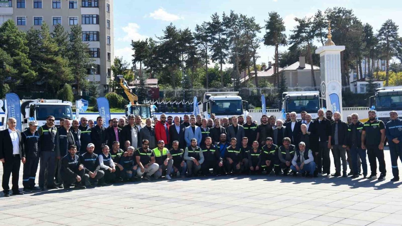 Yakutiye Belediyesi araç filosunu güçlendirdi