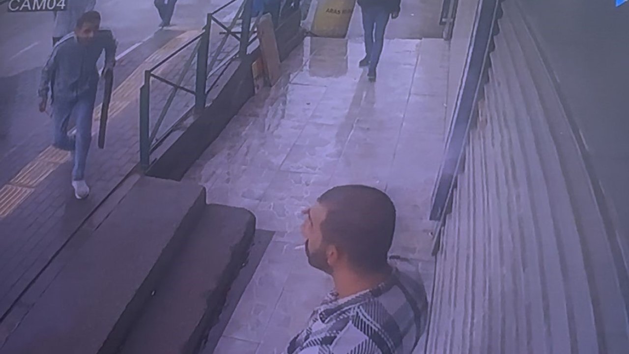 Pompalı tüfekle dehşet kamerada...Husumetlisini böyle vurdu