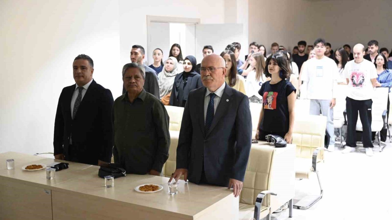 Uşak Üniversitesinde Eğitim Araştırmaları kongresi yapıldı