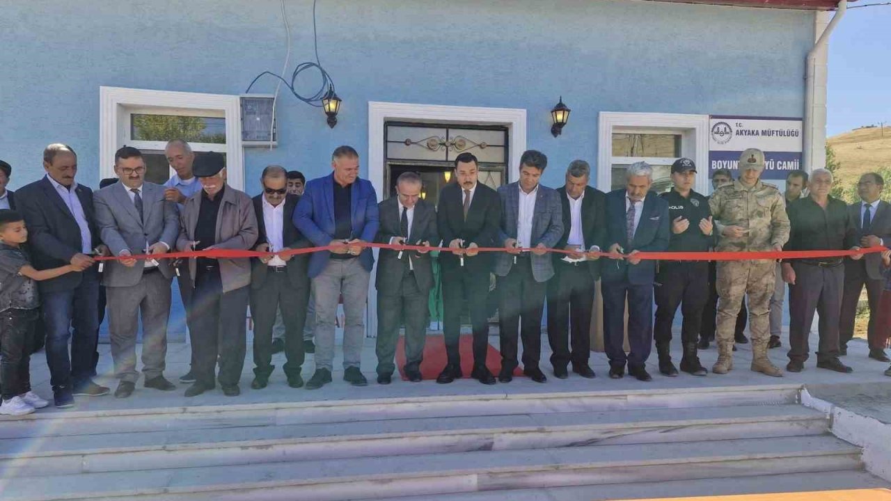Akyaka’da köy camisi dualarla hizmete açıldı
