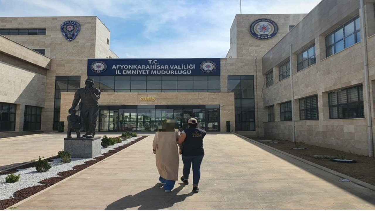 FETÖ’den aranan sözde büyük bölge talebe mesulü yakalandı