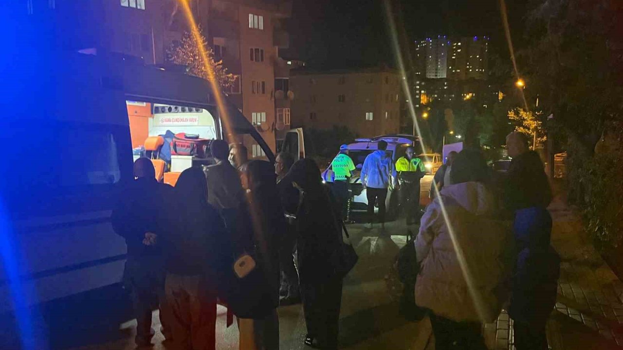 Motosiklet çocuğa çarpması sonucu 1 kişi yaralandı