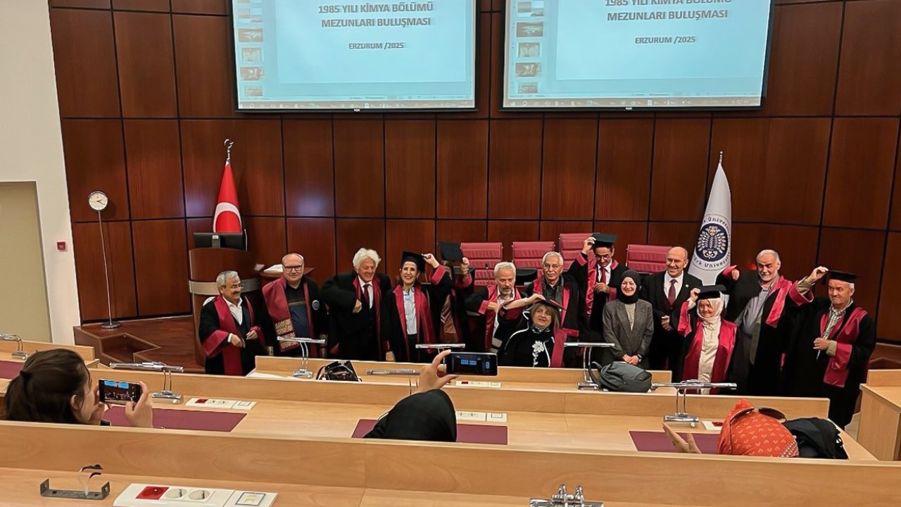 Kimya Bölümü 1985 mezunları, 40. Yıl buluşmasında bir araya geldi