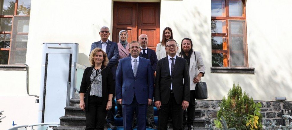 TSKB Genel Müdürü Uyar ve Heyeti Kars'ta