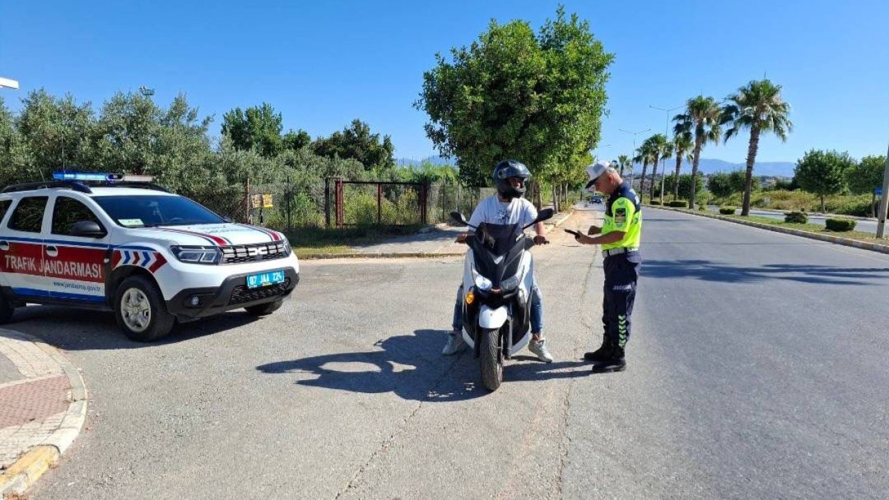 Antalya’da jandarmadan motosiklet denetimi