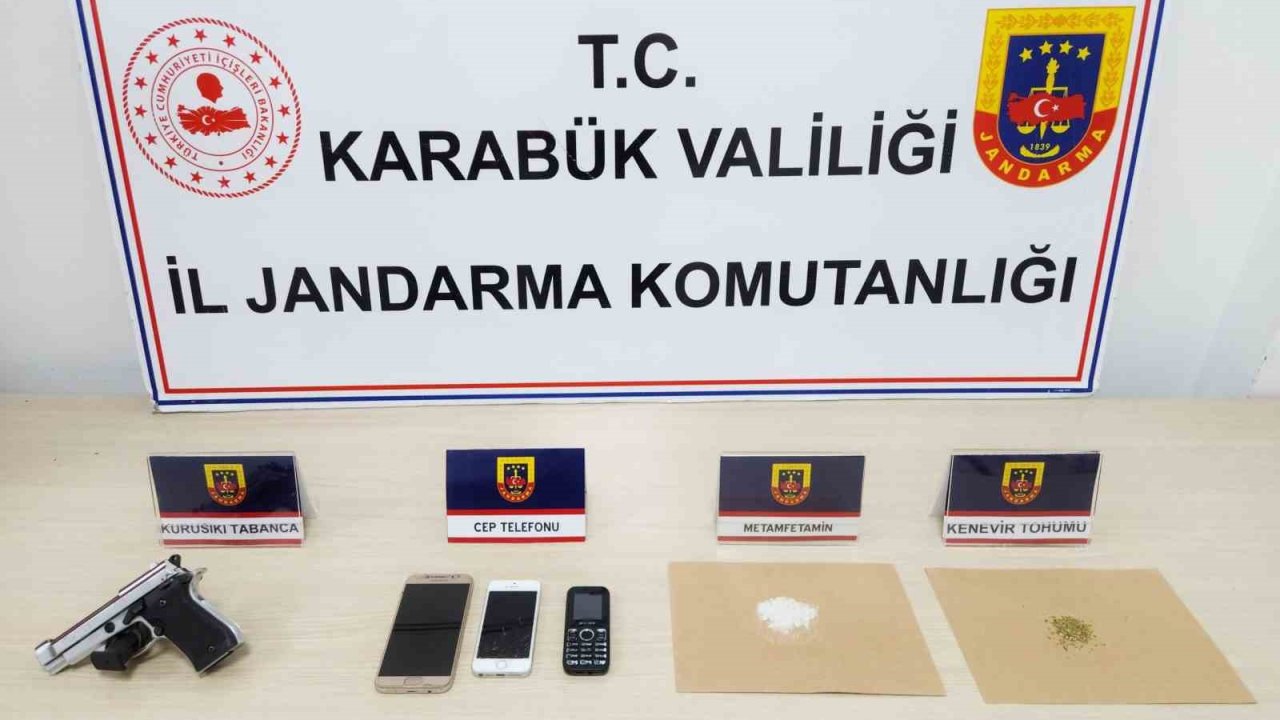Karabük’te uyuşturucu operasyonunda 4 şüpheli yakalandı