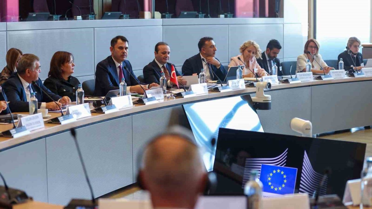 Çevre, Şehircilik ve İklim Değişikliği Bakanı Kurum Belçika’da