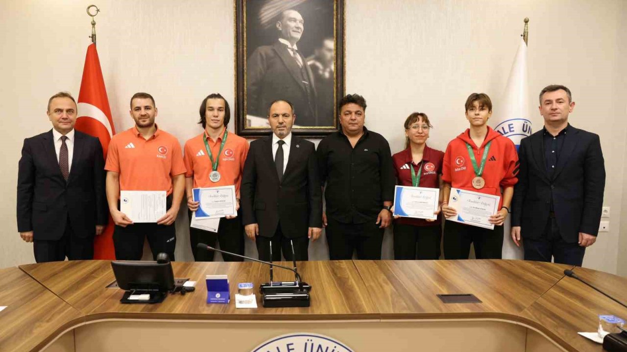 Üniversiteli gençler 2025 EUSA Avrupa Oyunlarından 3 madalyayla döndü