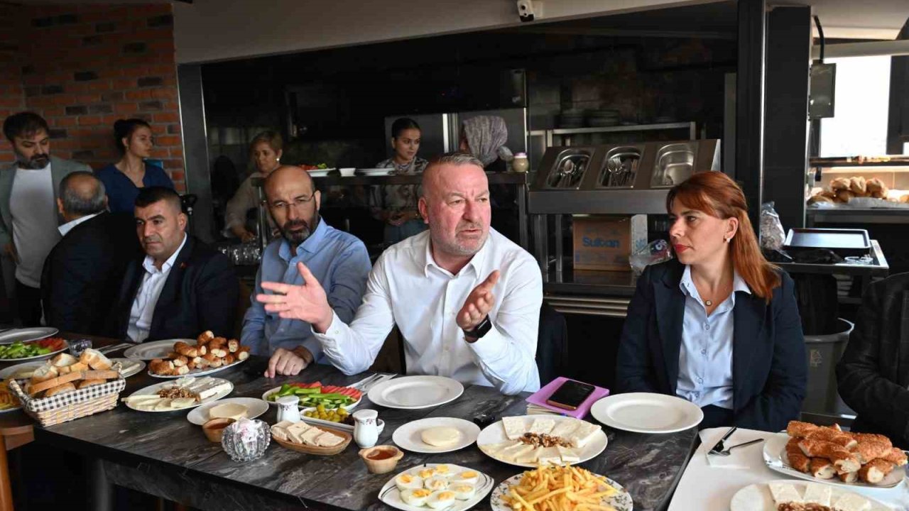 Karabatı’dan sevgiyolu esnafıyla "prestij" buluşması