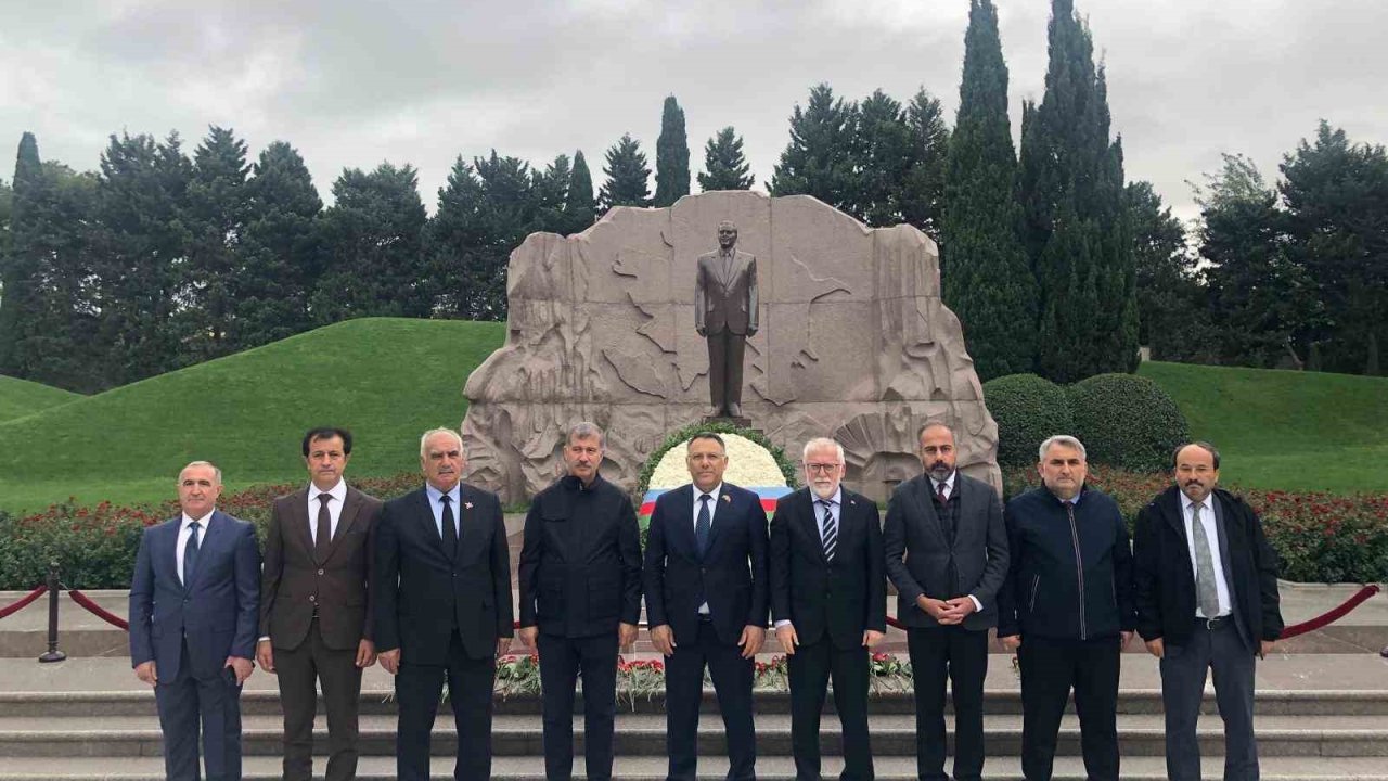 Rektör Hamdullah Şevli, Azerbaycan’da resmi temaslarda bulundu