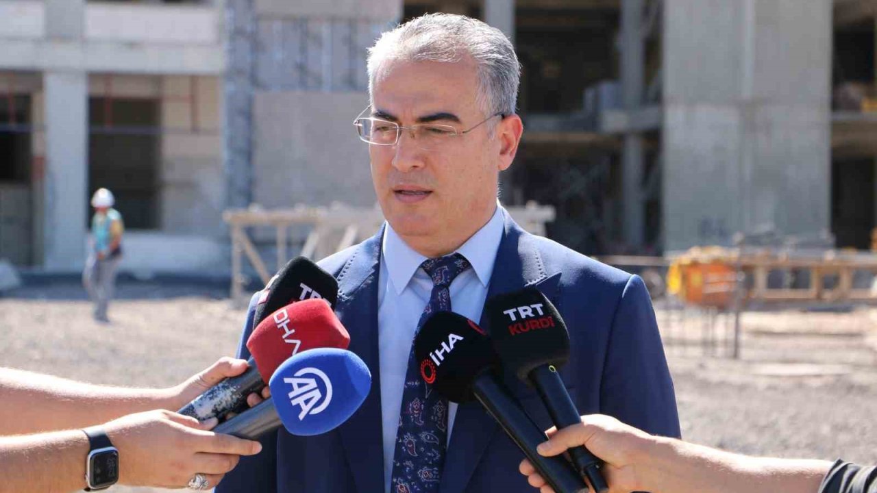 Diyarbakır Şehir Hastanesi’nde inşaat çalışmaları hızla devam ediyor